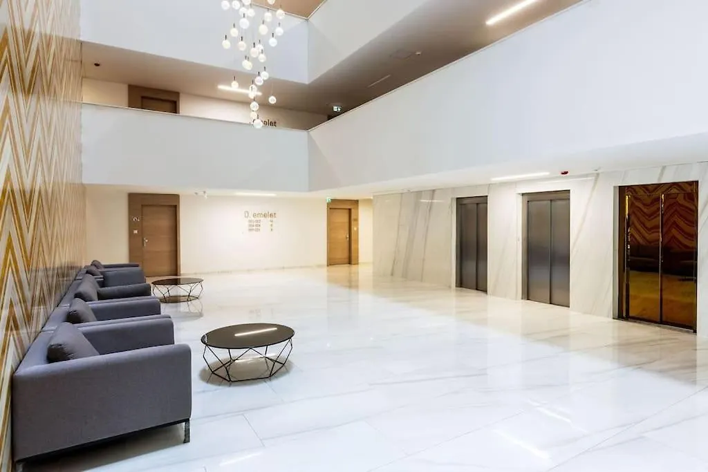 Pastel Serenity Retreat Close To Downtown - 903 Budapest